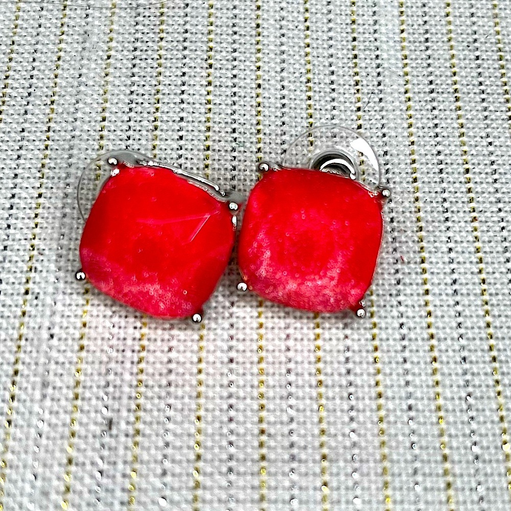 Beautiful Watermelon Shimmer Pink Cushion Square Style Studs New Never Worn NWOT